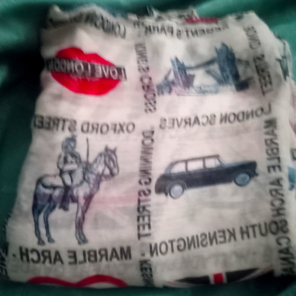 London Print Scarf